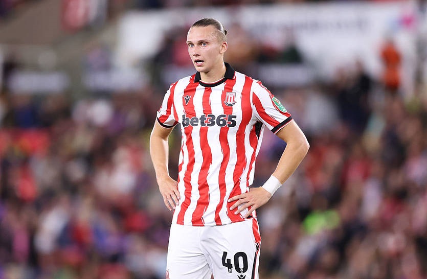 Новини спорту - Таловєров отримав низьку оцінку за дебютний матч за Сток Сіті