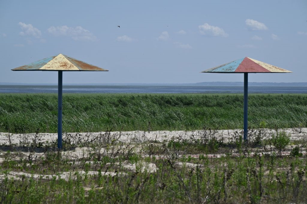 Новини України - Територію Каховське водосховище регулярно охоплює вогонь - Держекоінспекція