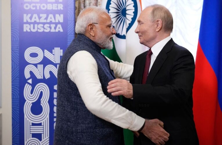 Топпосадовці Індії відвідають Росію після погроз Трампа – ЗМІ