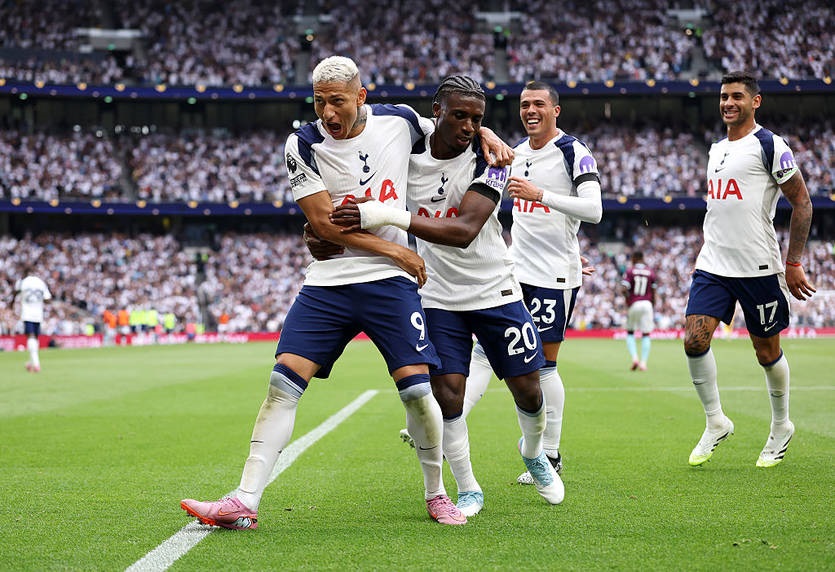 Новини спорту - Тоттенгем обігрує молоде-зелене Бернлі