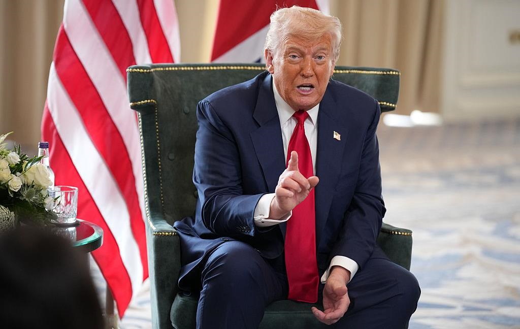 Новини світу - Трамп оцінив шанси провалу зустрічі з Путіним