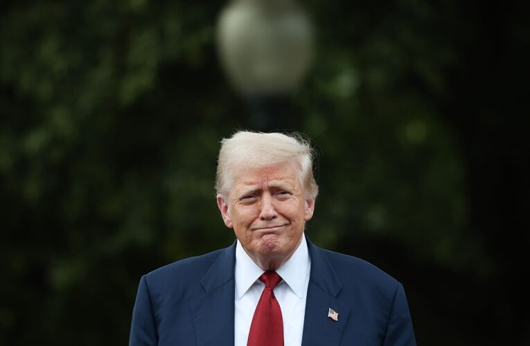 Трамп переніс портрети Обами та Буша у закриту частину Білого дому – ЗМІ