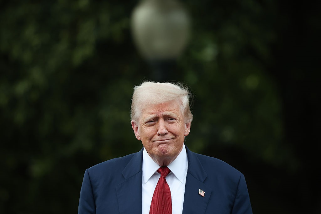 Новини світу - Трамп переніс портрети Обами та Буша у закриту частину Білого дому - ЗМІ