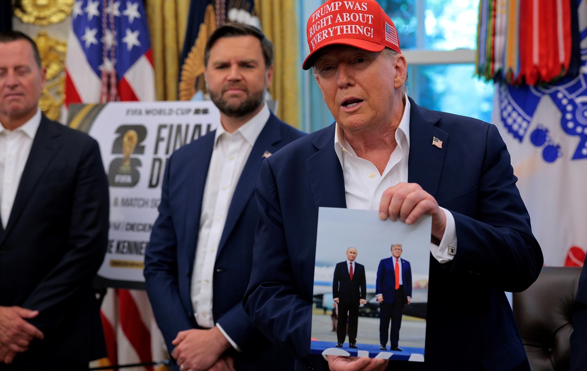 Новини світу - Трамп похвалився фото з Путіним