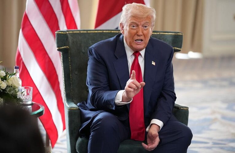 Трамп поклав на Зеленського завершення війни