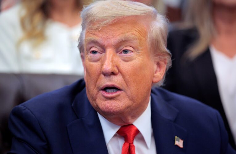 Трамп розповів, як бачить гарантії безпеки Україні