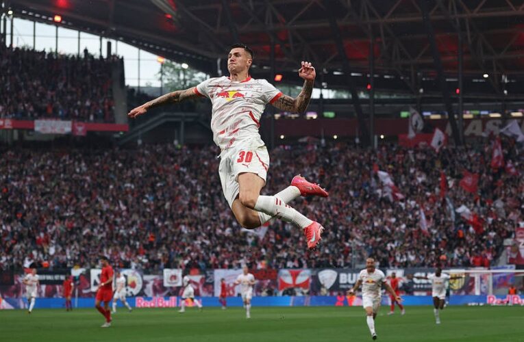 Трансферна сага завершена: зірка Бундесліги обрав новий клуб