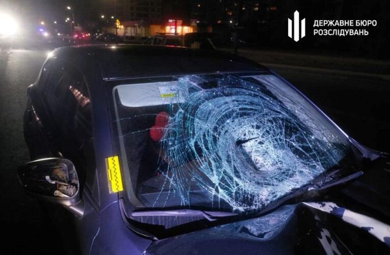 У Черкасах правоохоронниця на смерть збила пішохода
