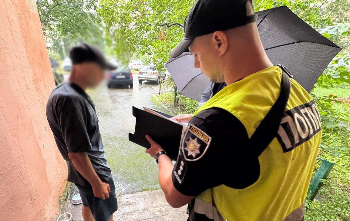 Новини Києва - У Києві чоловік кинув гранату, його затримали