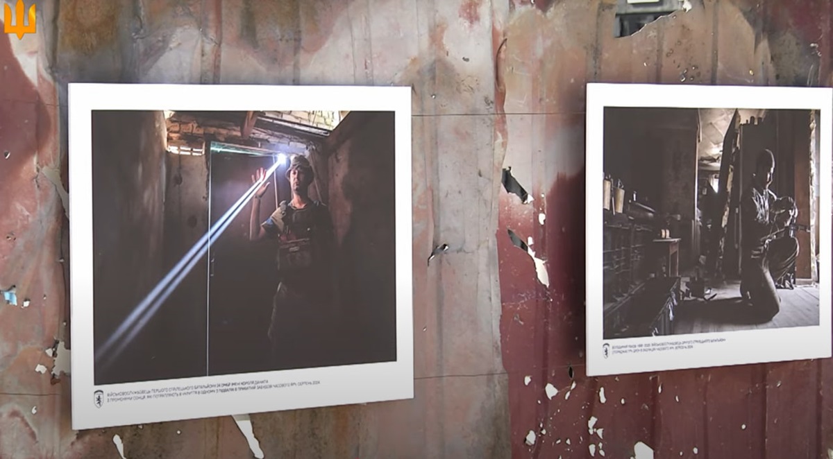 Новини України - У Києві діє виставка про рік оборони Часового Яру