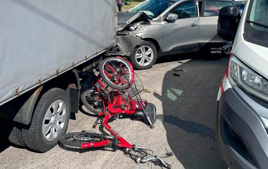 Новини Києва - У Києві в ДТП загинув керманич триколісного велосипеда