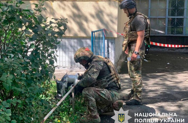 У Києві впали уламки дрона РФ