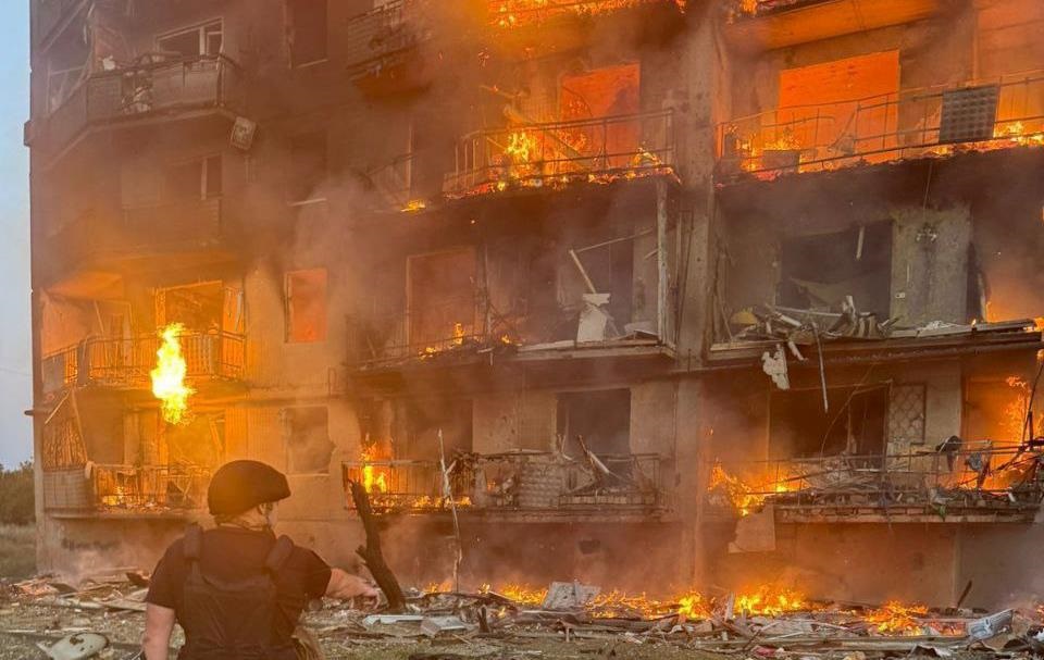 Новини України - У Костянтинівці масштабні пожежі після атаки Росії