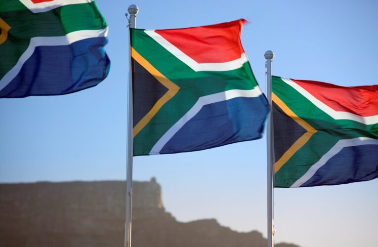 У ПАР розслідують вербування жінок на російські заводи дронів – ЗМІ