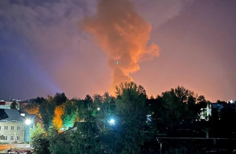 У Росії дрони атакували НПЗ – соцмережі