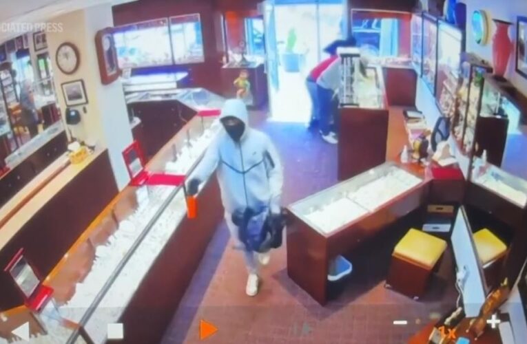 У Сіетлі пограбували ювелірний магазн на мільйони