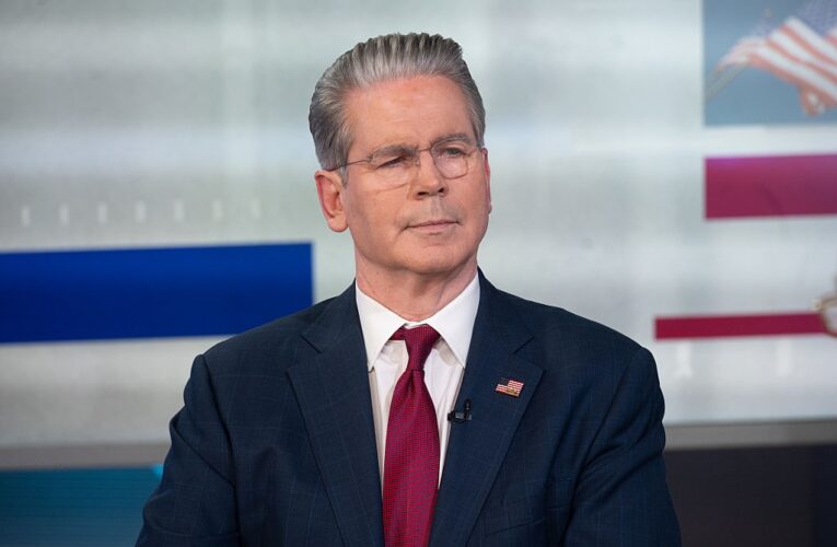 У США пояснили, де візьмуть кошти для прикриття України з повітря