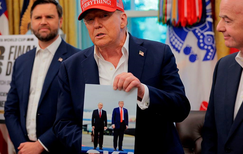 Новини політики - Удар по Мукачеву: Трамп висловив обурення Путіну