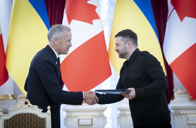 Україна й Канада підписали План дій безпекової угоди