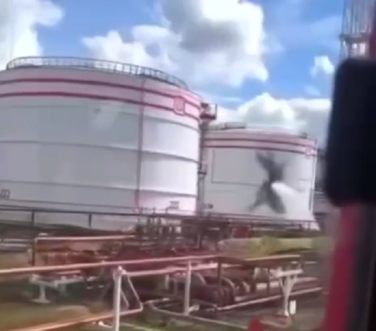 Новини світу - Українські дрони вперше атакували Комі