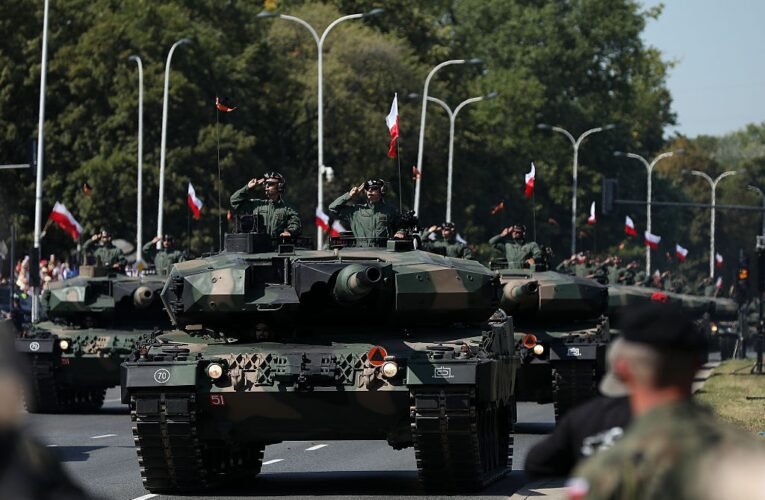 Уряд Польщі запланував рекордні витрати на оборону у 2026 році