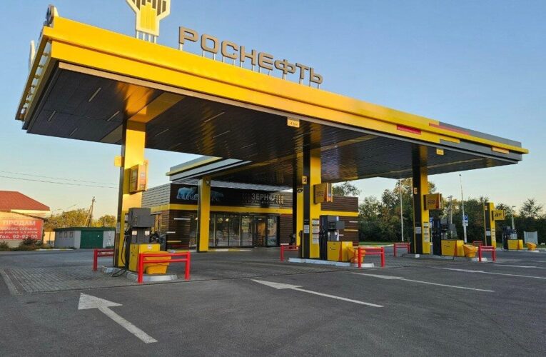 В Росії ціни на бензин другий день поспіль б’ють рекорди