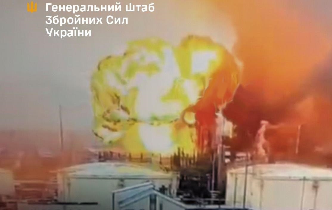 Новини України - В Росії уражено порт, НПЗ і логістику - Генштаб