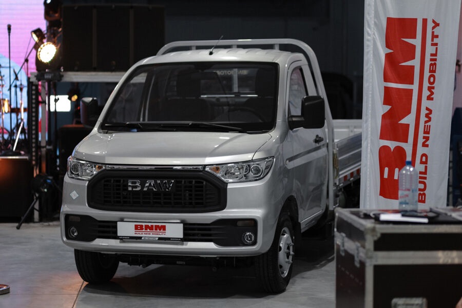 Новини бізнесу - В Росії зупинився черговий автозавод через обвал продажів