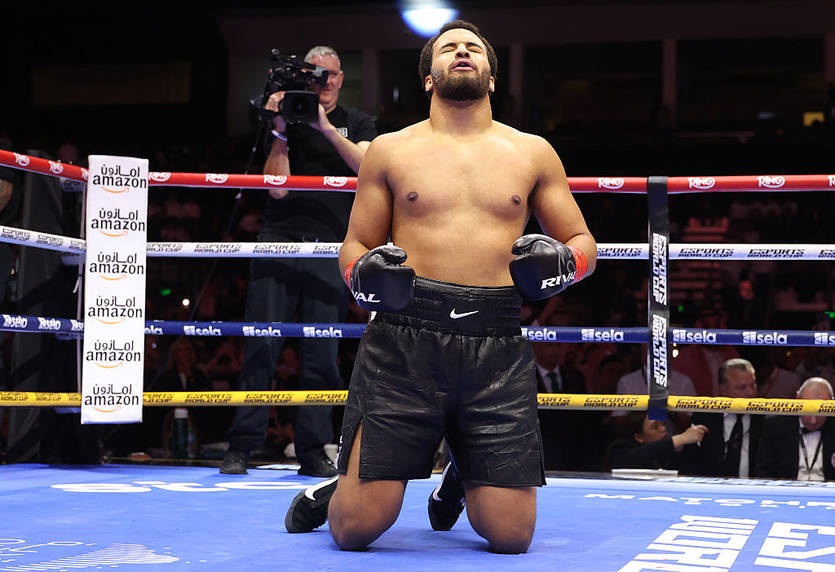 Новини спорту - Вайт був нокаутований Ітаумою в першому ж раунді