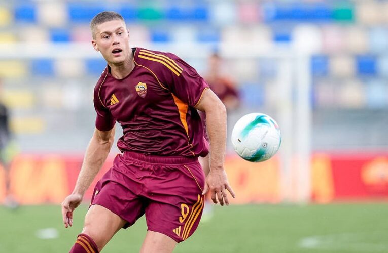 Вільярреал знайшов кошти для придбання Довбика