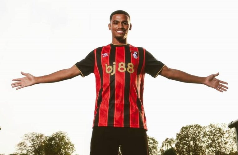 Вінгер Баєра став гравцем Борнмута