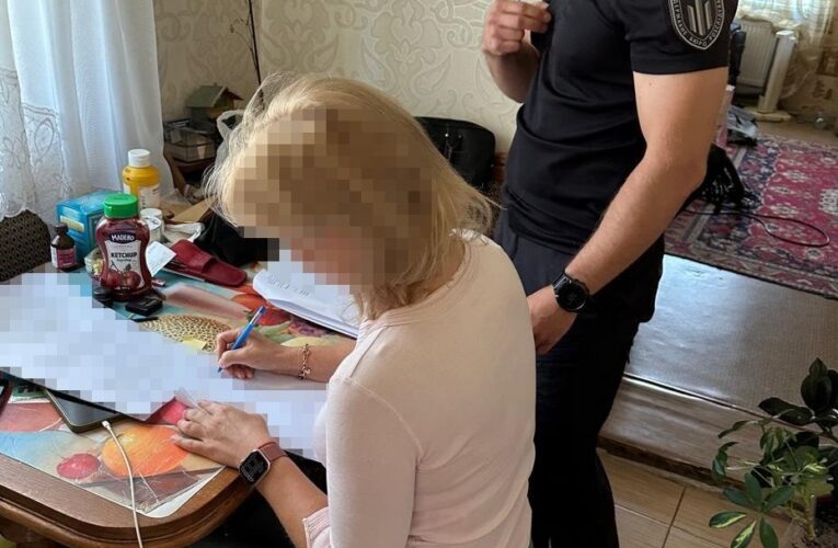 Військова з Полтавщини замість служби відвідувала курорти – ДБР