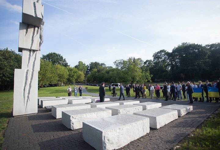 Волинська трагедія: що змінить для України та Польщі ексгумація жертв