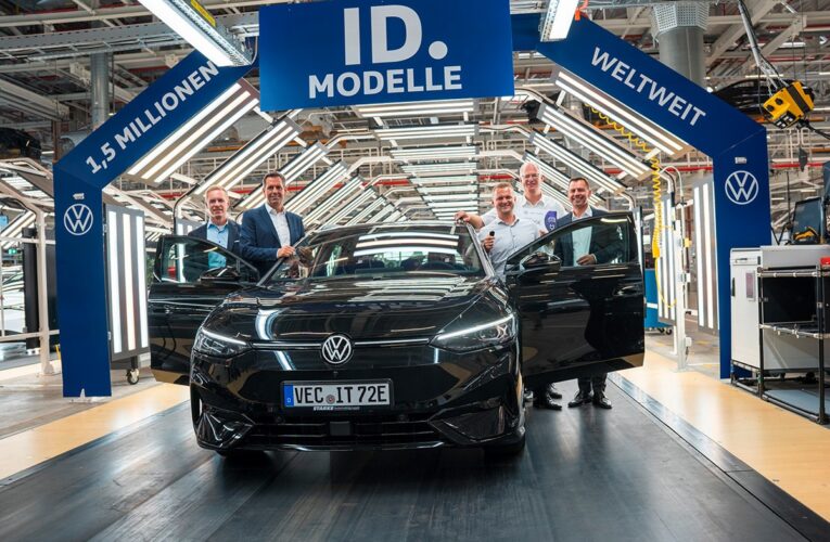 Volkswagen продав півтора мільйона електромобілів ID