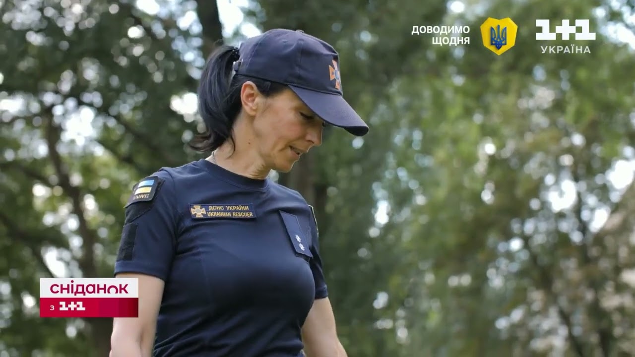 Сотні виїздів за рік. Постійна небезпека. Обстріли та вогонь, який не знає жалю…