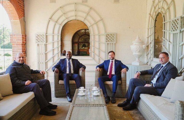 Єрмак пояснив позицію Києва щодо припинення вогню