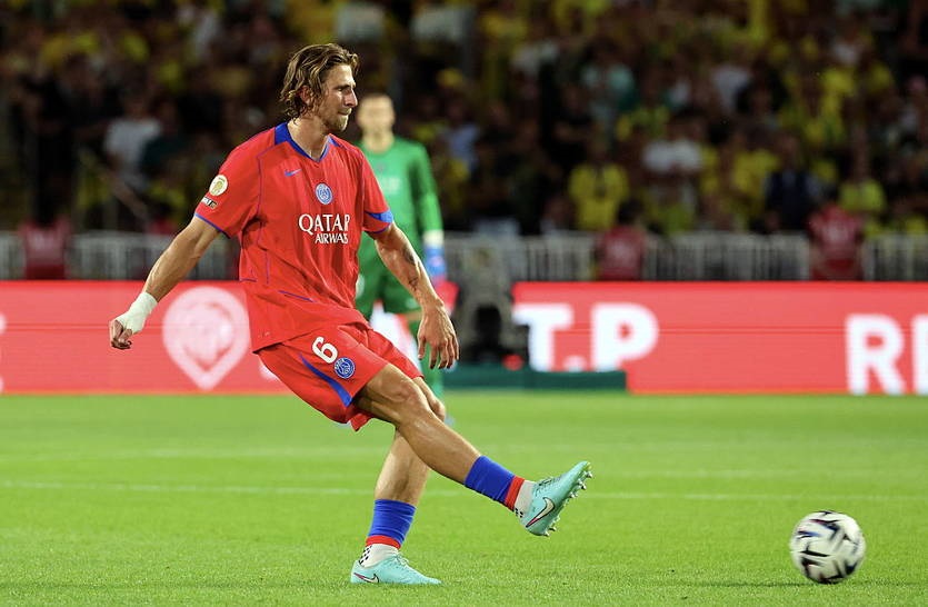 Новини спорту - Захисник ПСЖ прокоментував перший матч Забарного за клуб