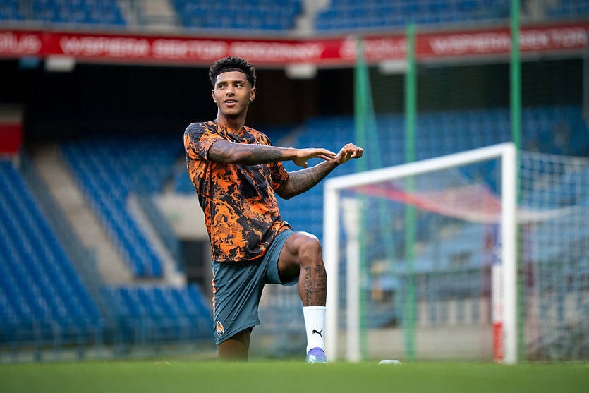 Новини спорту - Захисник Шахтаря оцінив внесок Срни у власний розвиток