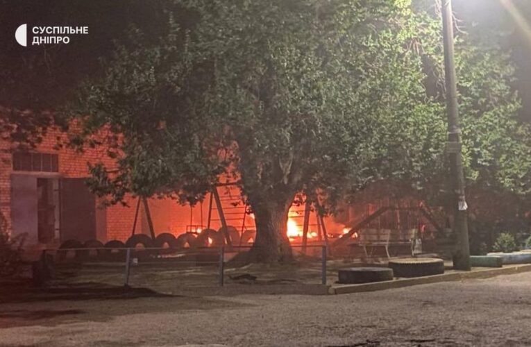 Заходили з різних напрямків: БПЛА атакували Дніпро