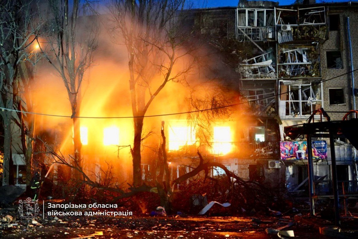 Новини України - Запоріжжя та Дніпро зазнали масовані атаки