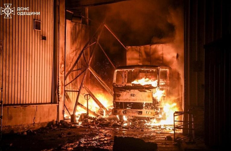 Атака дронів на Одесу: з’явилися фото наслідків