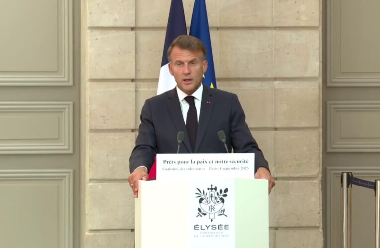 Спілкування з журналістами Володимира Зеленського та Емманюеля Макрона за підсумками зустрічей