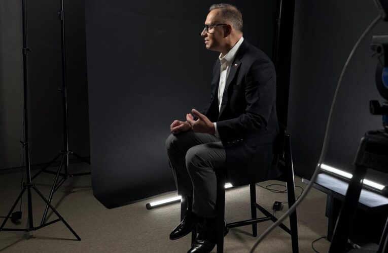 Колишній президент Польщі знайшов нову роботу