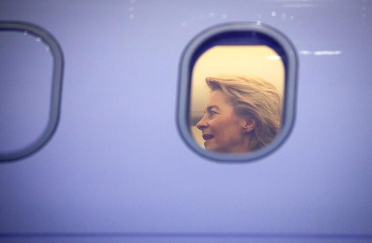 Літак глави Єврокомісії зазнав глушіння системи GPS