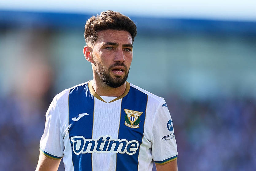 Новини спорту - Міг стати другим Мессі: шлях 30-річного гравця продовжиться в Ірані