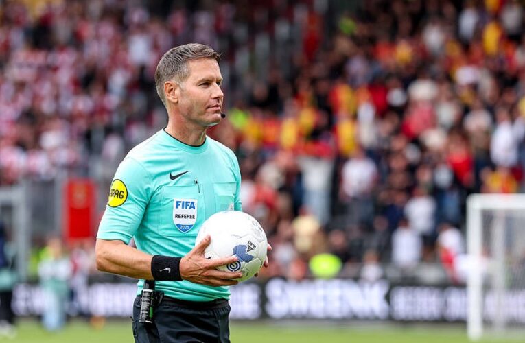 На матч Україна – Франція призначені нідерландські арбітри