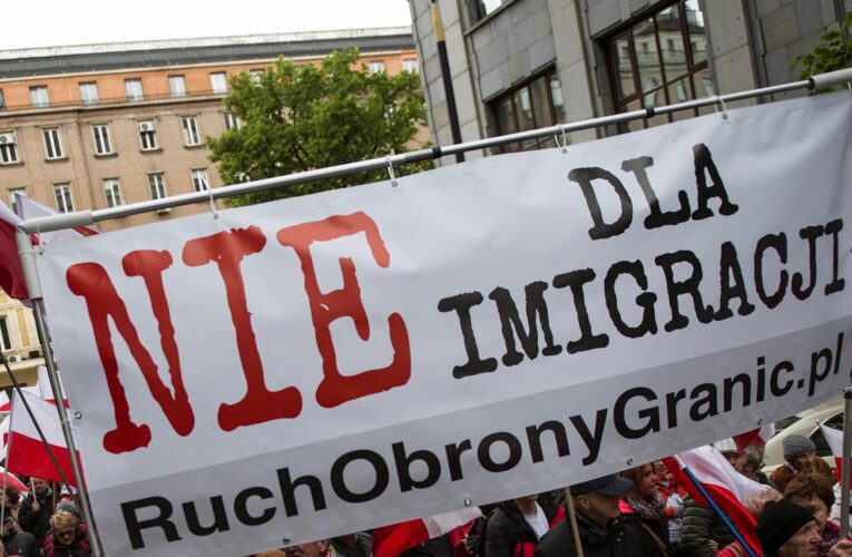 Польща склала список з 31 тисячі іноземців, яким загрожує депортація