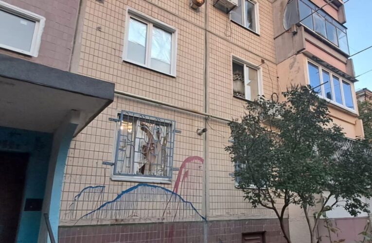 Росіяни вдарили по Дніпропетровщині, виникли пожежі