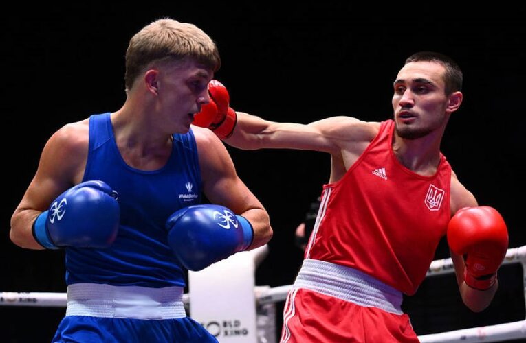 Українські боксери відкрили ЧС двома перемогами та трьома поразками