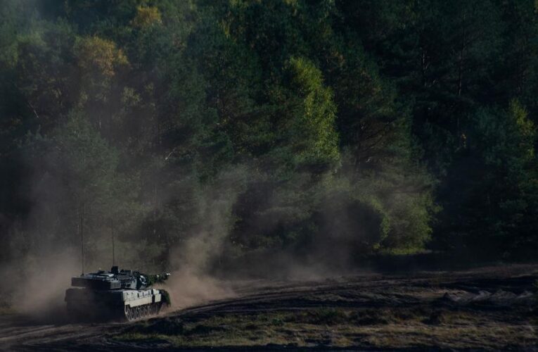 Уряд Чехії перед виборами схвалив купівлю танків Leopard 2 на $1,6 млрд